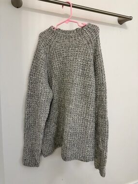 Denver Hayes Heather Gray Textured Knit Sweater